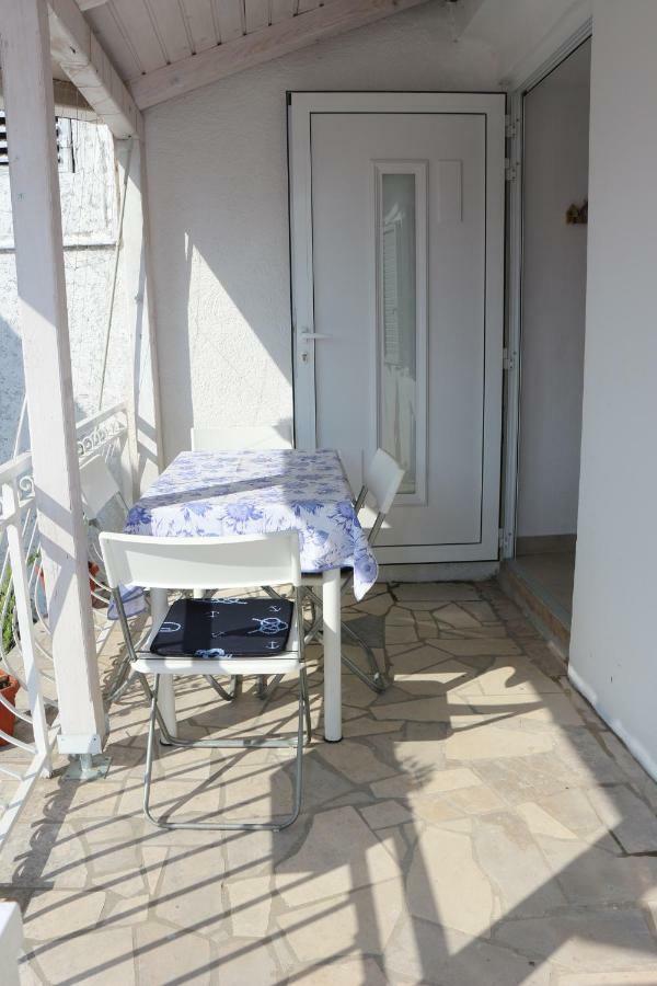 Apartamento Mimi Jadranovo Exterior foto
